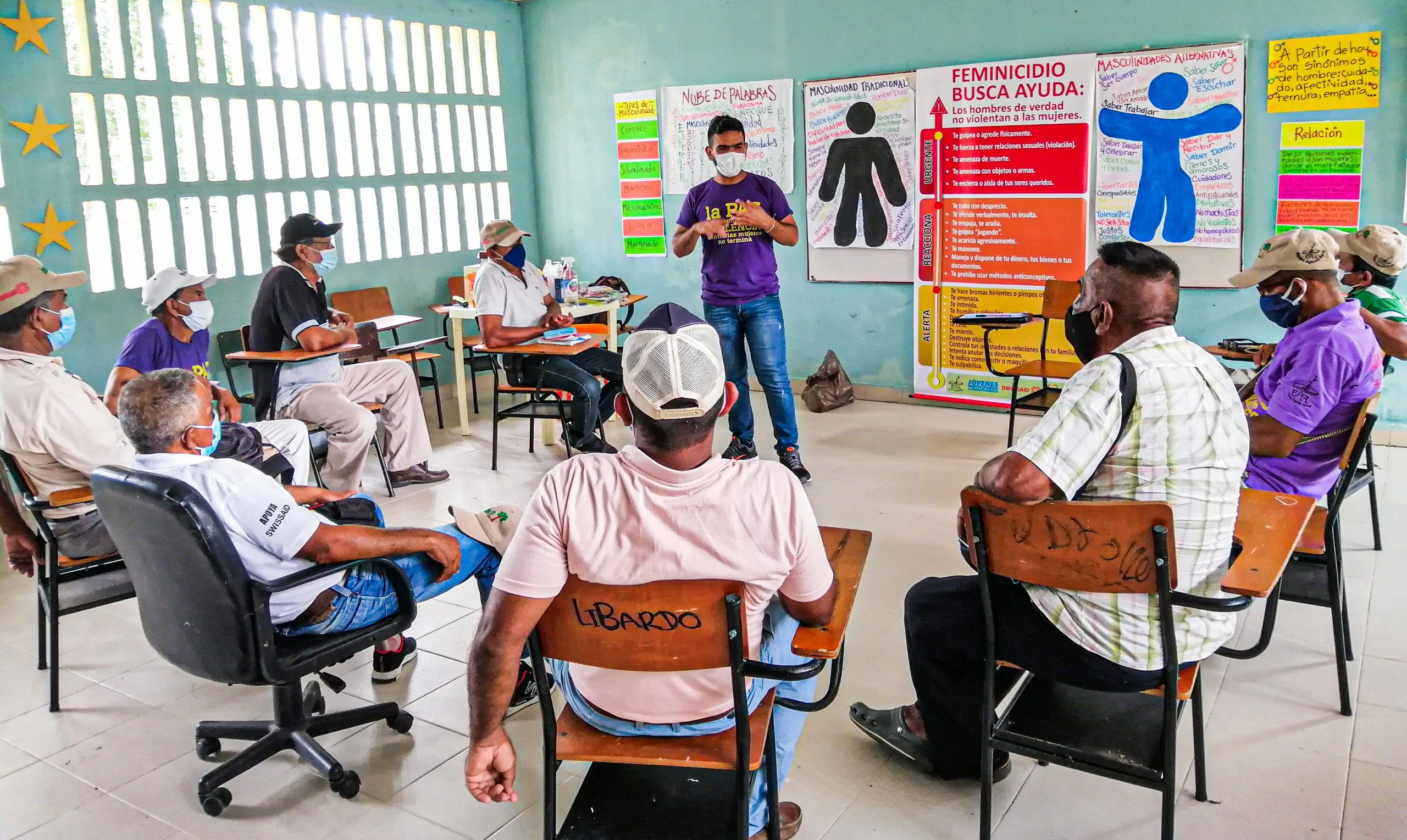 Desarrollando el taller sobre _Inteligencia emocional en las masculinidades_ Fecha_ Lugar_ Escuela, Comunidad de El Recreo. Foto_ Ledys Vital